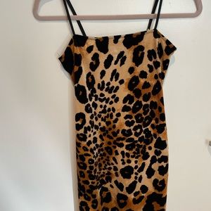 Super cute Cheetah print dress